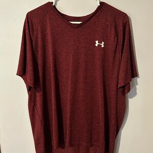 Under Armour Men's Burgundy V-Neck Tee